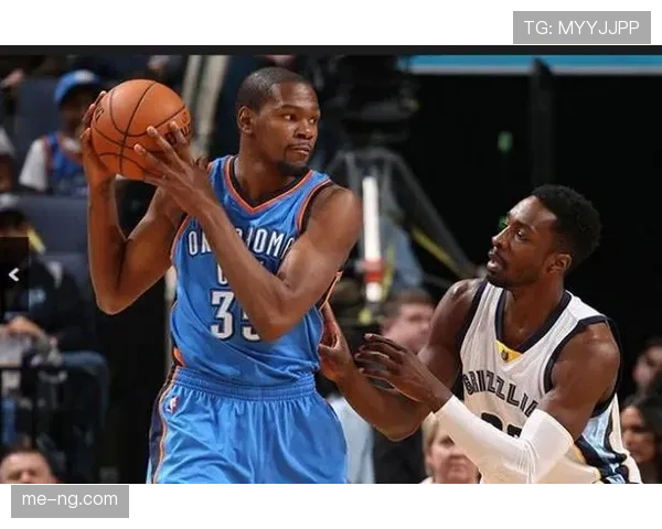 在篮球比赛中如何理解卡位犯规的判定与避免？